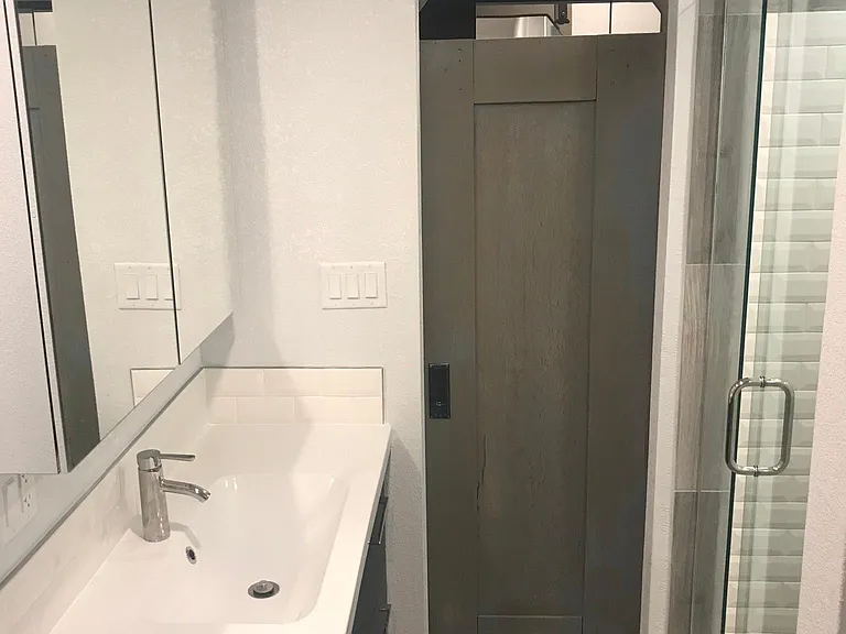 116-136 N Oak Park Ave #224 — Photo 9