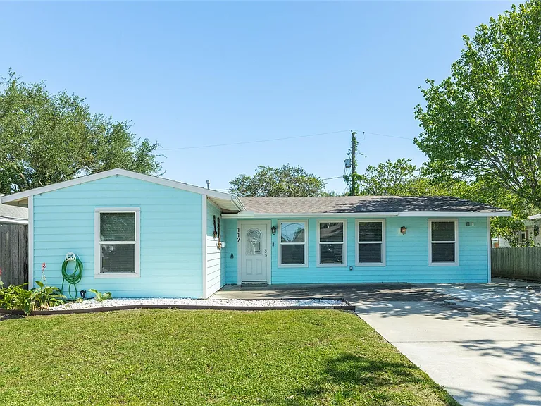117 Tarpon Ave — Photo 2