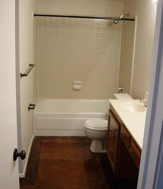 1st image of 446 Whitley St