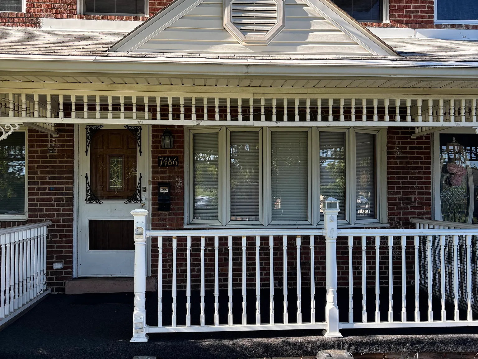 3 bed, 1200 sqft, $2,295 — Photo 1