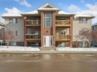 2264 Holiday Rd APT 206, Coralville, IA 52241