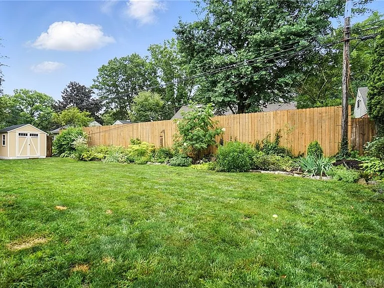 108 Napoleon Dr — Photo 56