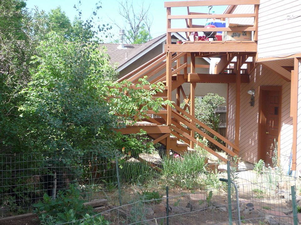 Entrance in the back of the house