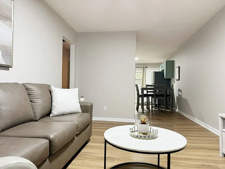 805 Fairlawn Ct #1 — Photo 15