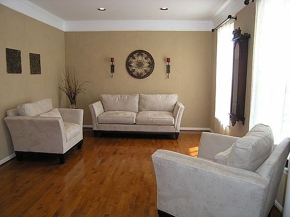 4th image of 20412 Bowfonds St