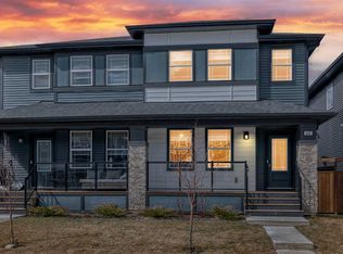 246 S Midgrove Mews SW, Airdrie, AB T4B5K7