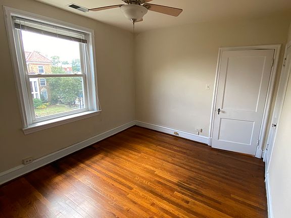 3rd image of 3426 W Grace St APT 6