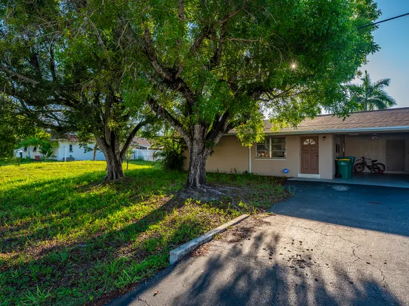 4004 12th St N Unit A, Naples, FL 34103