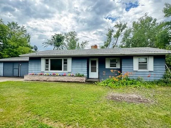 31977 State Highway 1 NW, Warren, MN 56762