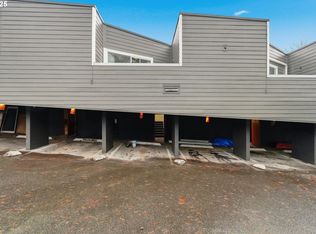 6220 SW Capitol Hwy APT 8, Portland, OR 97239