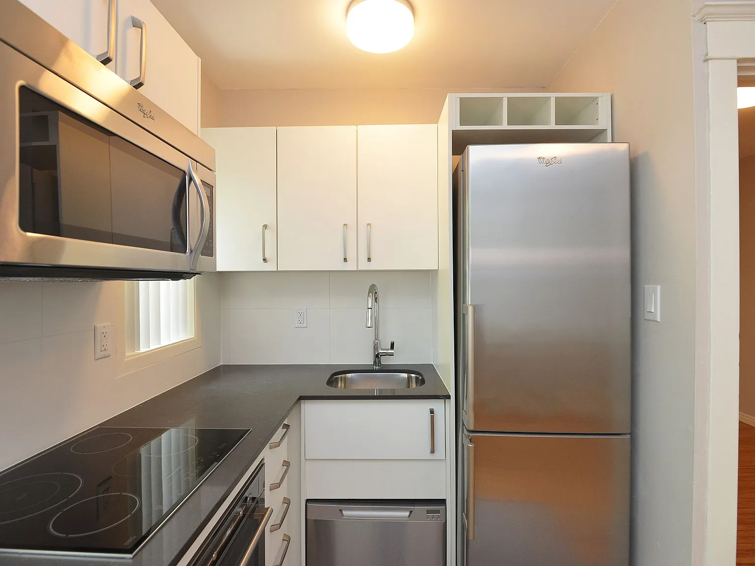 50 Gloucester Street — Photo 2