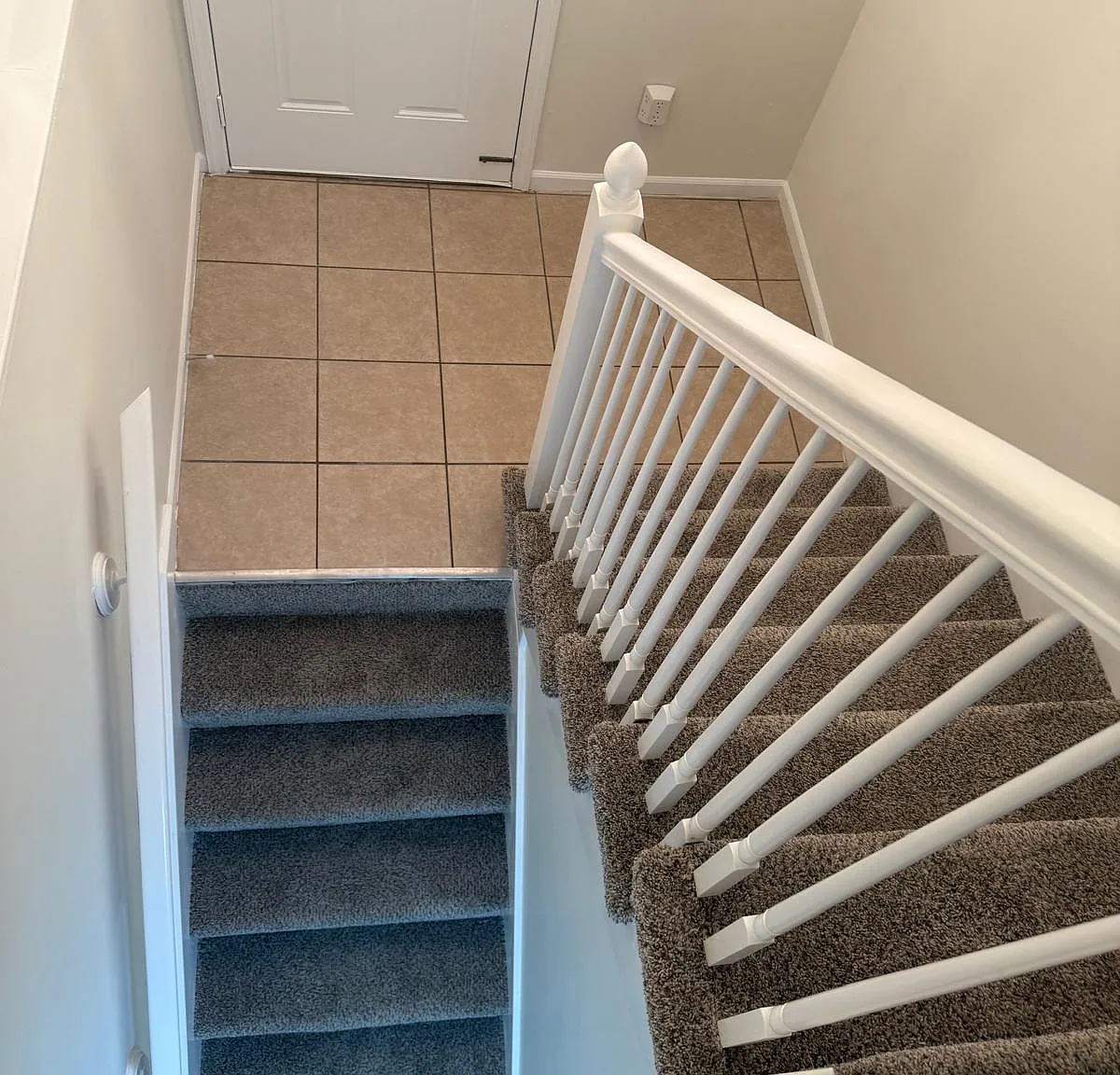 3 bed, 1700 sqft, $1,700 — Photo 3