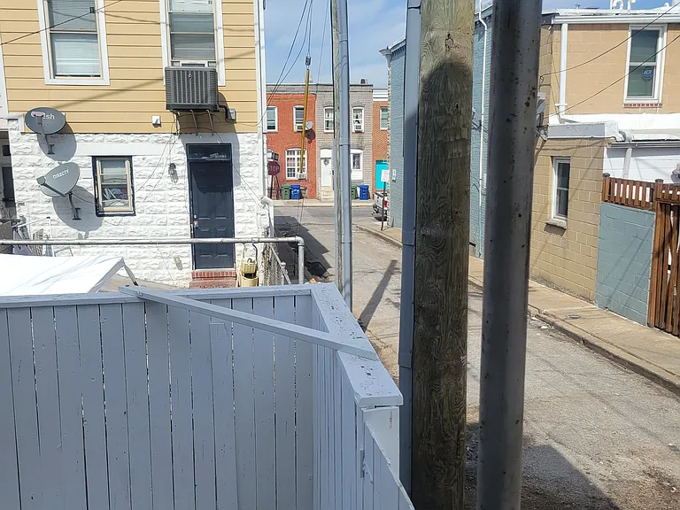 3440 Mount Pleasant Ave — Photo 16
