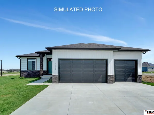 1631 Trout Dr, Lincoln, NE 68521