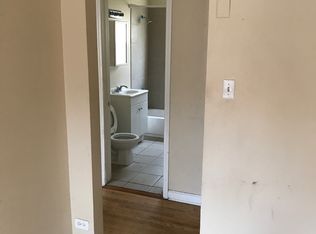 7655 S Coles Ave #2, Chicago, IL 60649