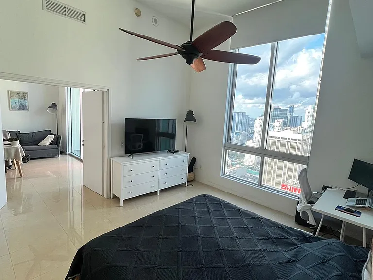 300 S Biscayne Blvd #4003 — Photo 6