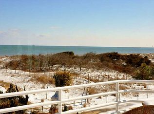 205 Lockheed Ave, Virginia Beach, VA 23451