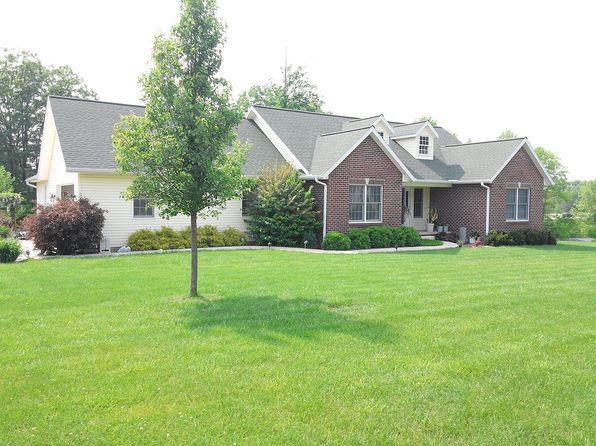 741 Pinewood Dr