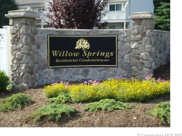 175 Willow Spgs, New Milford, CT 06776