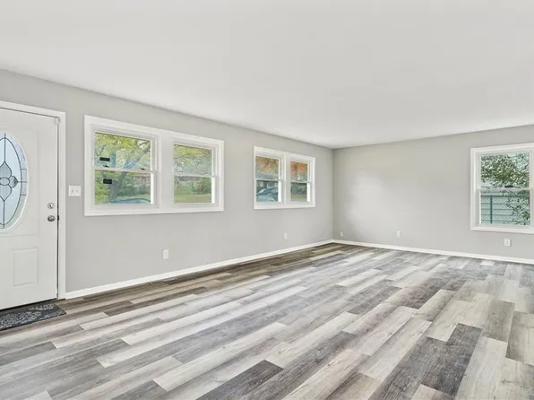 4801 Northern Ave, Kansas City, MO 64133