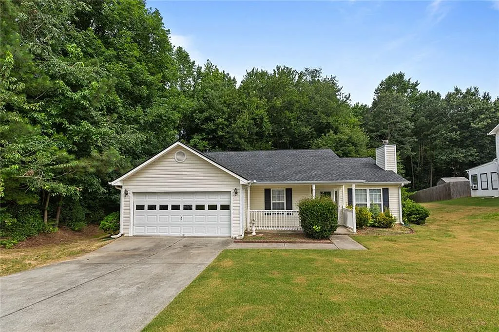3 bed, 2.0 bath, 1547 sqft, $1,900 — Photo 1