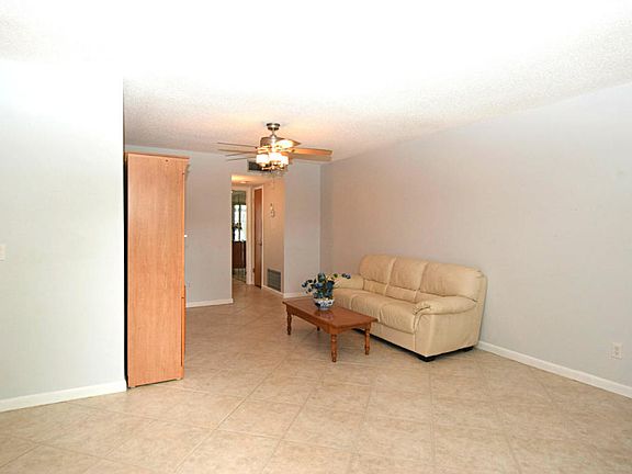 5th image of 2600 SE Ocean Blvd Unit Cc 3