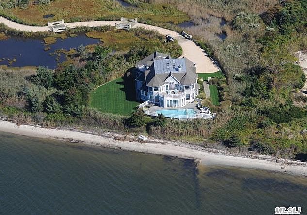 1st image of 16 Salt Meadow Ln