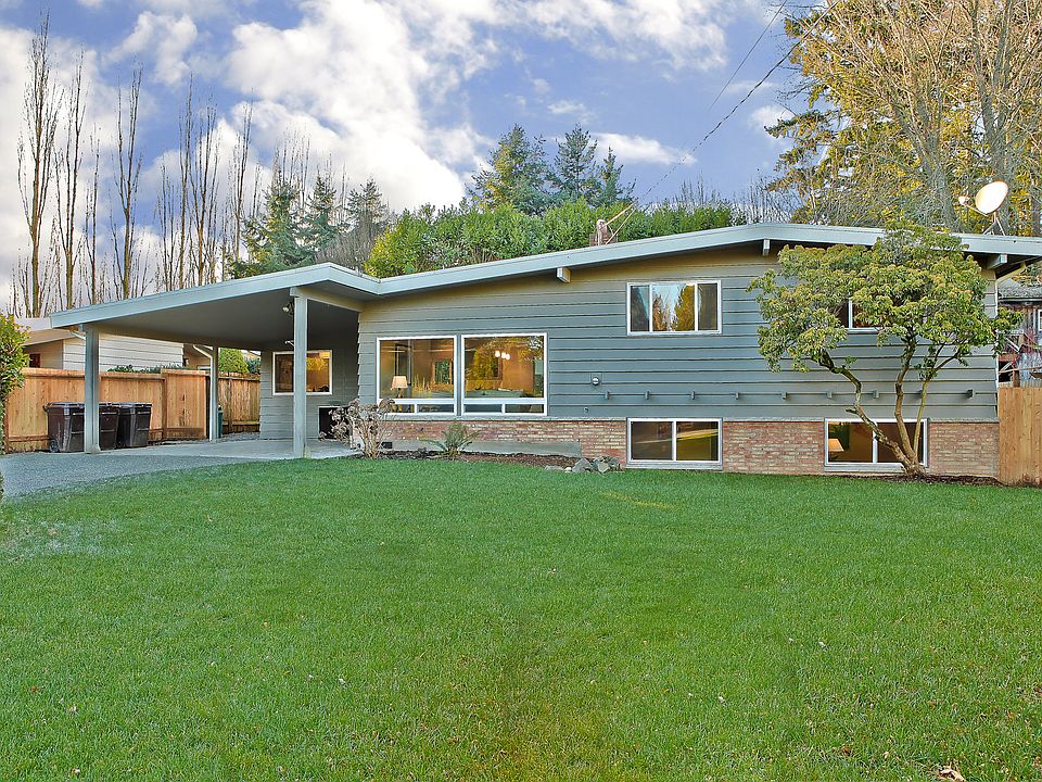 1st image of 1043 163rd Ave SE