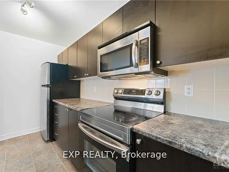 920 White Alder Ave #C — Photo 15