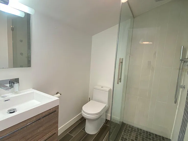 3rd floor bathroom