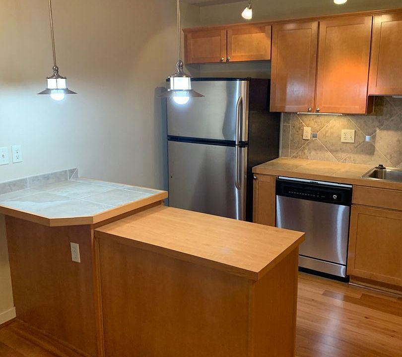 1st image of 13203 97th Ave E Unit 106