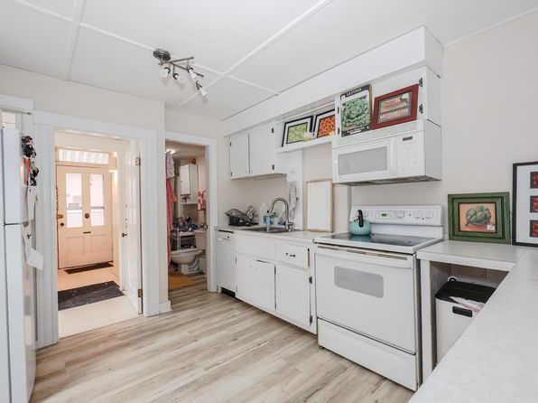 manchester-new-hampshire-74274083 picture