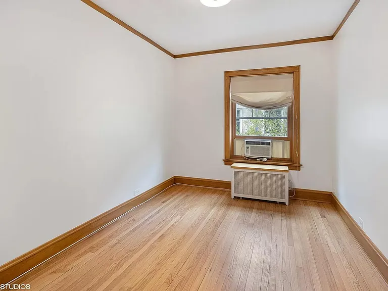 540 W Brompton Ave #2S — Photo 9