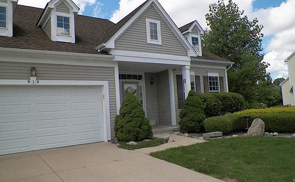 3rd image of 912 Townsend Dr