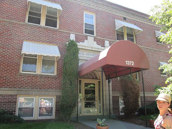 5th image of 1372 N Marion St
