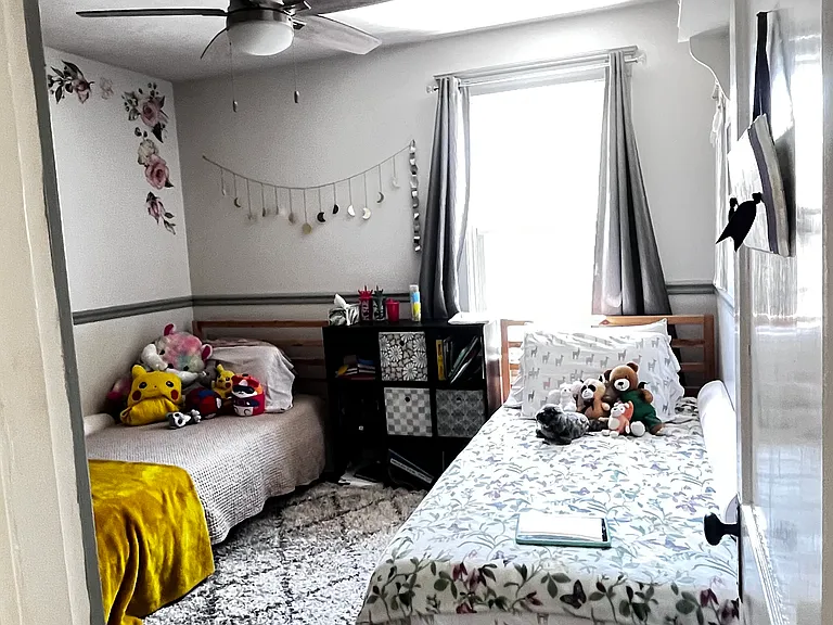 56 Alden St — Photo 5