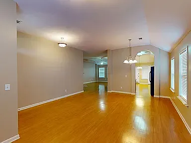 Building Photo - 616 Lismore Pl