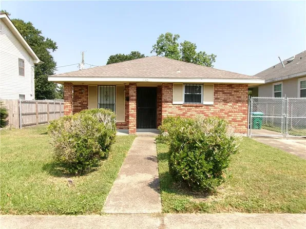 140 Clemson Dr, Kenner, LA 70065
