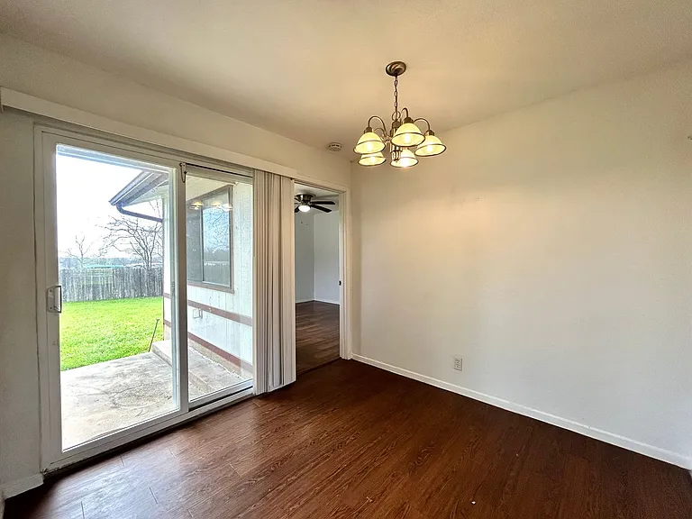 4807 Copperbend Blvd — Photo 8