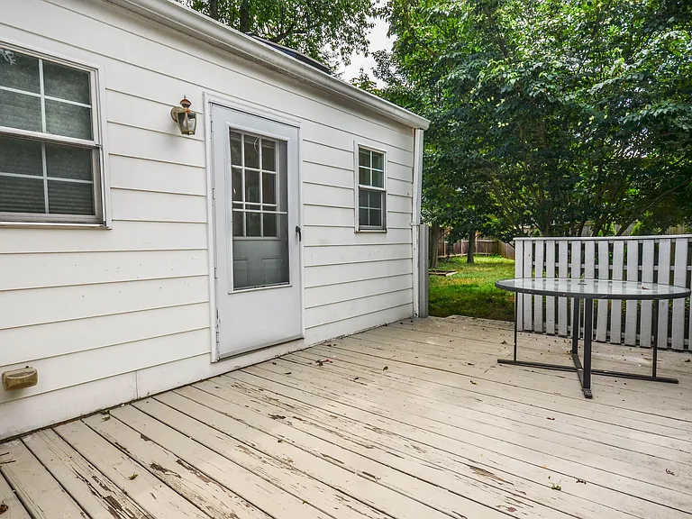 2034 Glen Ross Rd — Photo 38