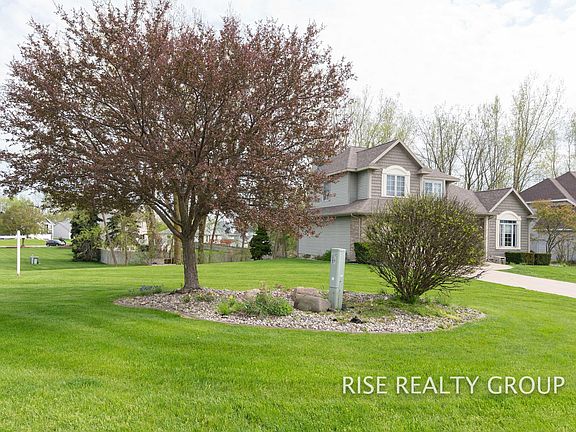 4th image of 1348 Bentree Dr SE
