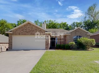 606 Arnold Ln, Midlothian, TX 76065