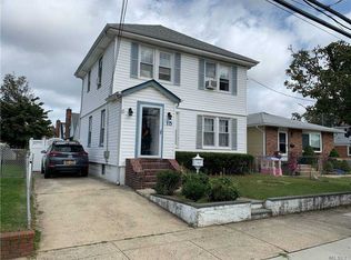 15 Rose Ave, Valley Stream, NY 11580