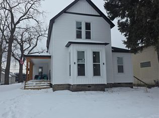 1418 Stanton St, Port Huron, MI 48060