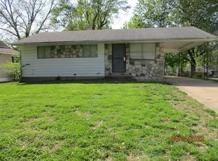 10833 Glen Garry Rd, Saint Louis, MO 63137