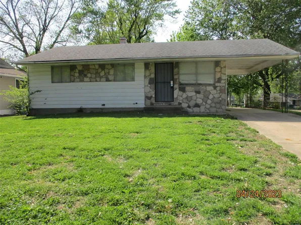 10833 Glen Garry Rd, Saint Louis, MO 63137