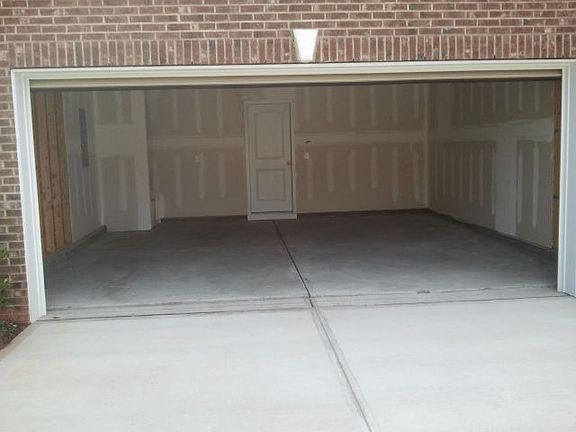 1312 Hosmer Court