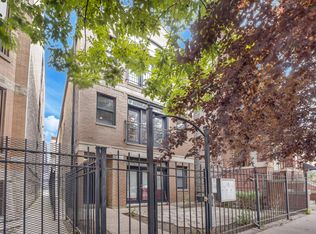 843 N Mozart St, Chicago, IL 60622