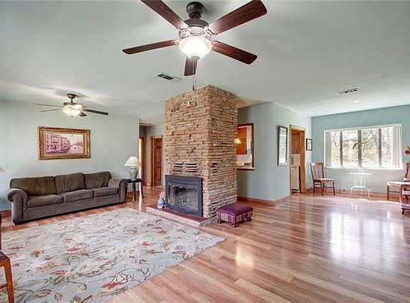5th image of 4634 Marlo Dr