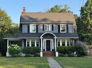 95 Maple St, Summit, NJ 07901